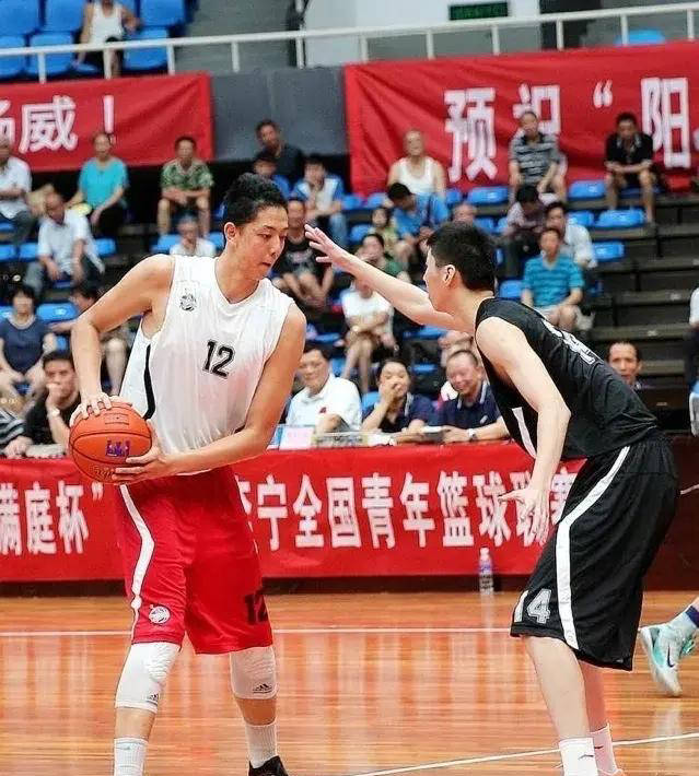 CBA转会大动作！北控拿下沈梓捷，深圳选择现金交易