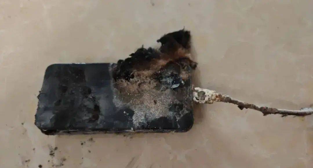 这个充电坏习惯，可能酿成大祸！已有人被送进ICU……